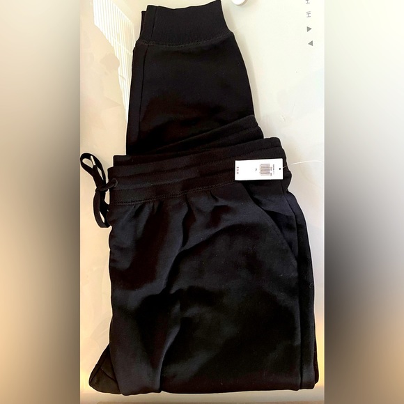 Old Navy Black Joggers - Picture 2 of 5